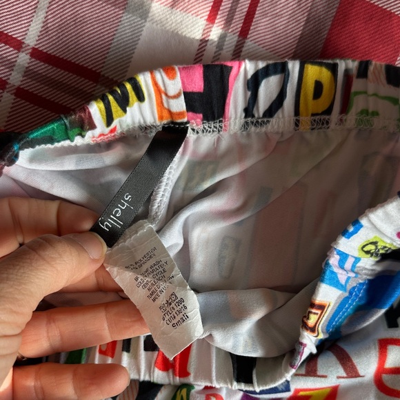 breaking news shelly dolls kill Alphabet Print Bottoms small preowned - Picture 6 of 6